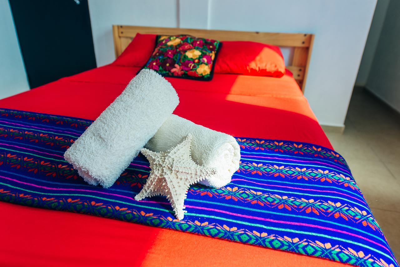 The Mermaid Hostel Beach (Adults Only) Cancun Dış mekan fotoğraf